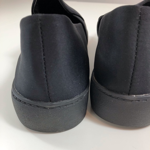 Kenneth Cole Reaction Slip on shoes, size 9 - Picture 7 of 8